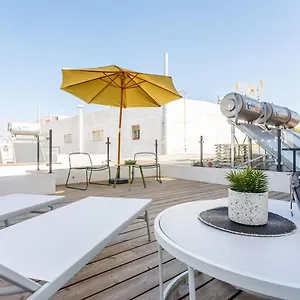  Appartement Precioso Atico De Diseno, Gran Terraza De 35 M2 Y De 16 M2 Y Garaje En Pleno Centro Spanje